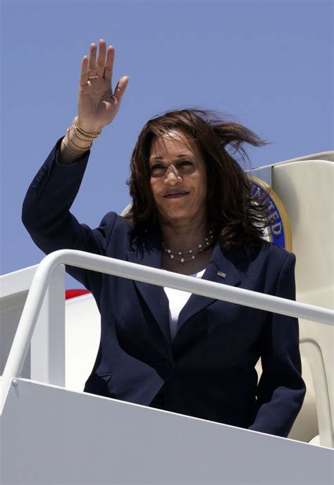 Nolte: Desperate Media Seek to Erase Kamala Harris Failed ‘Border Czar ...