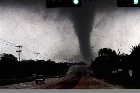 Multiple tornadoes, storms barrel through Dallas area - The Blade