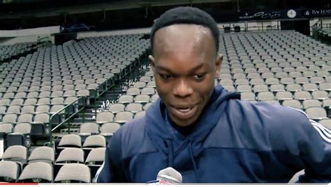 Dennis Schroder hairline got a backcourt violation : r/lakers