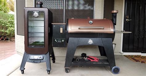 Vertical Smoker vs Horizontal Pellet Smoker Grill - Which To Buy?