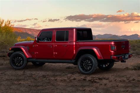 2021 jeep gladiator exterior colors - ebony-tullock