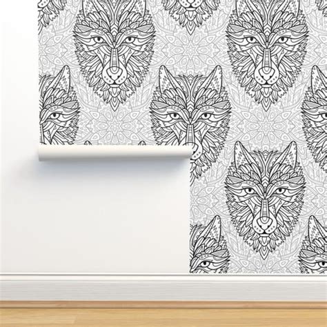 Black anw white wolf / Large Wallpaper | Spoonflower