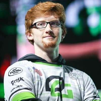 Call Of Duty Player Seth Abner aka Scump, Scump OpTic, Chicago Huntsmen, Net worth, Girlfriend