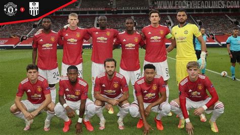 On Pitch: Manchester United 20-21 Home Kit With Alternative Socks ...