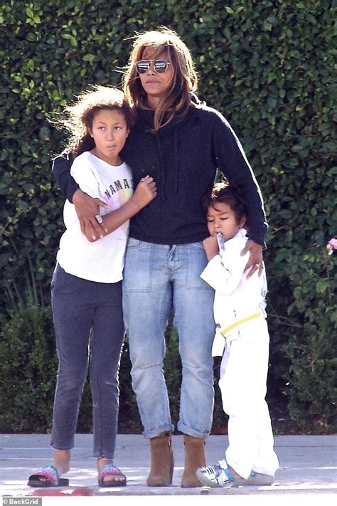 Halle Berry encourages her son Maceo, 7, to challenge gender ...