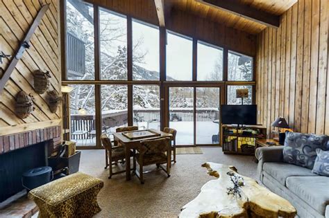 7 Best Aspen Cabin & Lodge Rentals - Cabin Critic