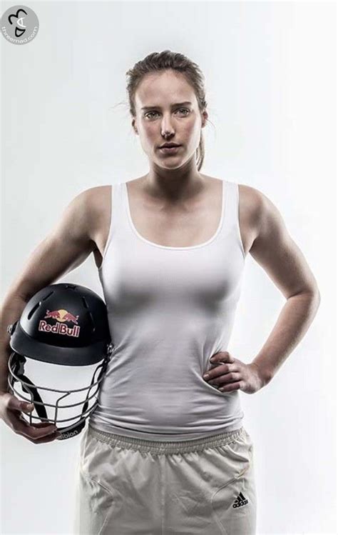 Ellyse Perry, one of the most beautiful women cricketers. Vist Newzyta to have a look at Top 1 ...