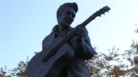 Elvis Presley hologram: de terugkeer van een rock-'n-roll legende