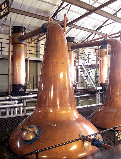 Cardhu Distillery - Whisky.com