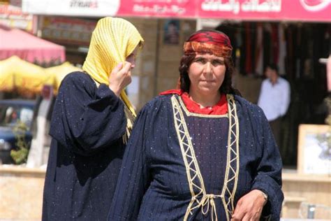 Friendly family posing for a portrait | Syrian people | Syria | Travel ...