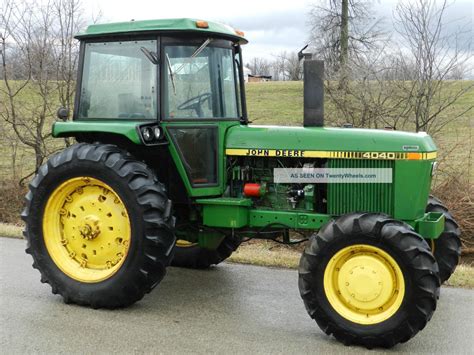 John Deere 4040 Tractor & Cab - 4x4 - Diesel