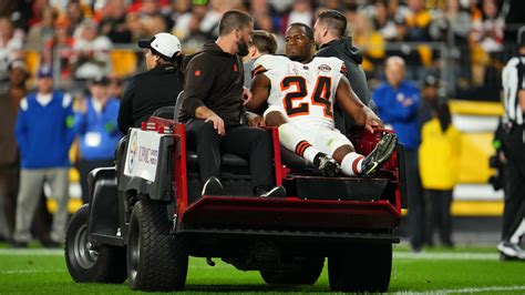 Browns RB Nick Chubb likely out for season after suffering knee injury ...