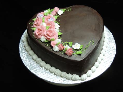 Floral Heart Cake - CakeCentral.com