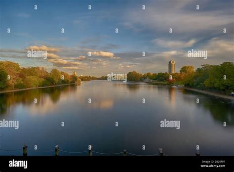 the serpentine lake in hyde park Stock Photo - Alamy