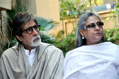 PIX: Amitabh, Abhishek, Aishwarya, Jaya get clicked! - Rediff.com Movies