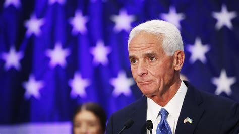 Charlie Crist resigns from Congress ahead of Florida's governor election