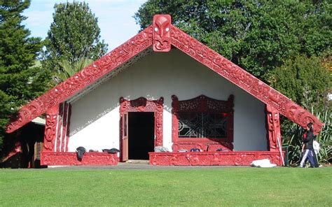 culture - Are there any travel experiences in New Zealand that offer a Maori "cultural immersion ...