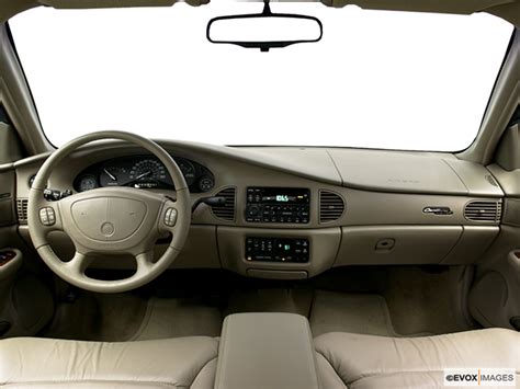 2000 Buick Century Custom 4dr Sedan - Research - GrooveCar