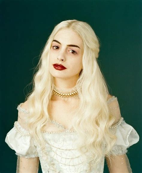 The white queen | Alice in wonderland characters, Wonderland, Anne hathaway