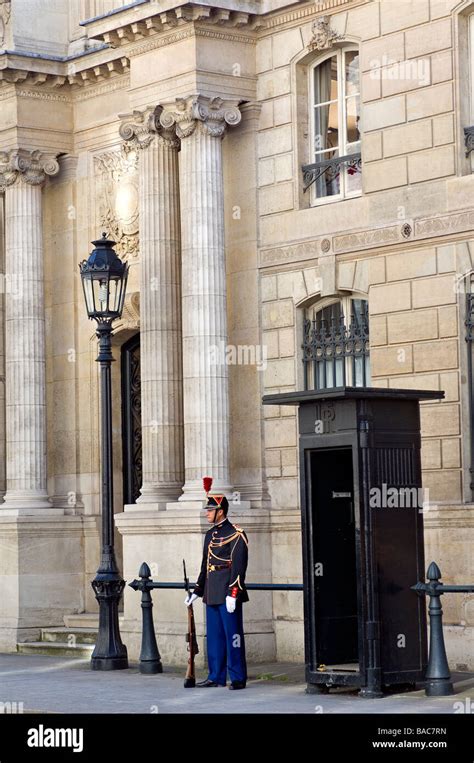 France, Paris, Republican guard of the Elysee Palace Stock Photo - Alamy