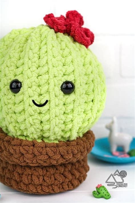 Free Crochet Cactus Pattern: A Quick Plushie to Love - Winding Road Crochet