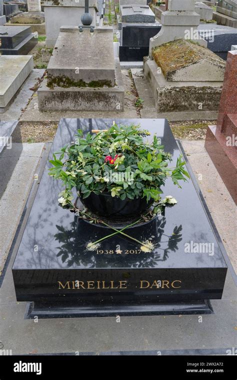 Tomb of mireille darc hi-res stock photography and images - Alamy