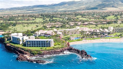 Sheraton Maui Resort & Spa — Hotel Review | Condé Nast Traveler