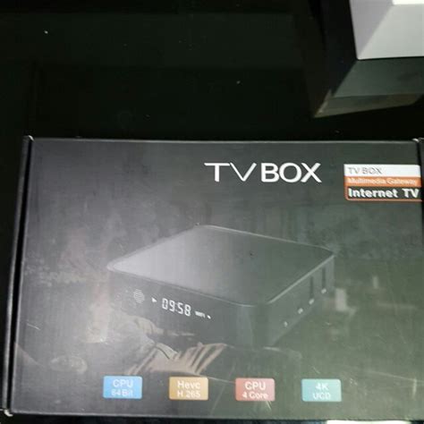 Tv box 4K, TV & Home Appliances, TV & Entertainment, TV on Carousell