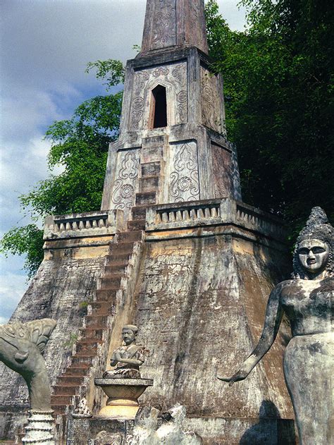 Buddha Park, Vientiane, Laos travel photos — Hey Brian?