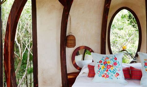 Sleep in sustainable luxury in this eco-friendly jungle treehouse ...