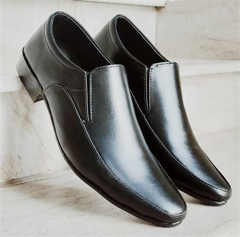 Buy Black Formal Shoes For Men at Lowest Price in Pakistan | Oshi.pk