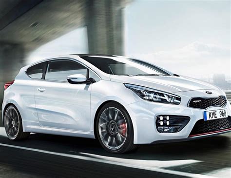 KIA Ceed GT Photos and Specs. Photo: KIA Ceed GT prices and 25 perfect photos of KIA Ceed GT