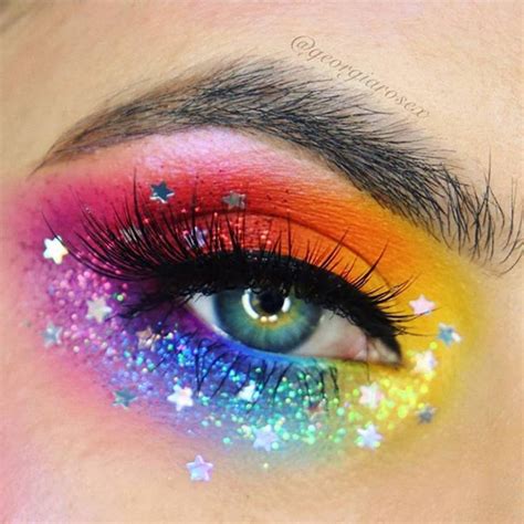 Rainbow & glitter make up 🌈💖 | Rainbow makeup, Rainbow eye makeup, Eye makeup art