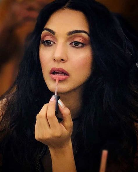 6 Trendy Kiara Advani Makeup Looks To Try Out | Femina.in