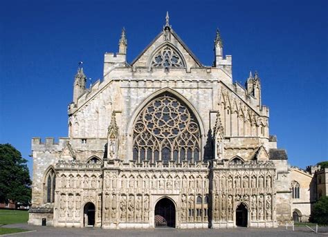 Exeter Cathedral | Isolated Traveller