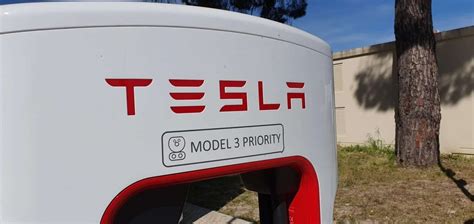 See how much it costs to replace a Tesla battery! - TRACEDNEWS