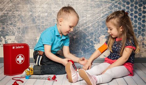 Spielen mit Kleinkindern: Gemeinsame Freude am Rollenspiel