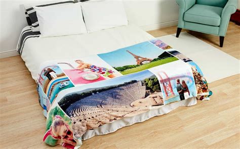 Win a custom photo blanket from Collage.Com | Amy Treasure