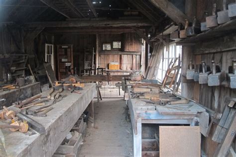 carpenter's workshop At Weald & Downland Museum | Woodworking projects plans, Woodworking plans ...