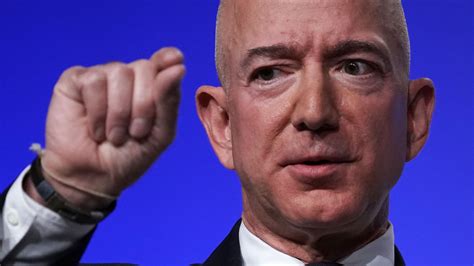 Jeff Bezos' DMs hint Saudi crown prince knew private info from hack ...