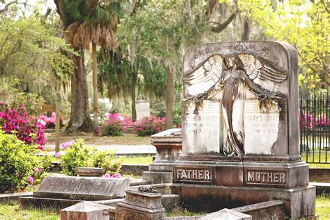 Bonaventure Cemetery Tour: Top Tips & Must-See Spots - Savannah First-Timer's Guide