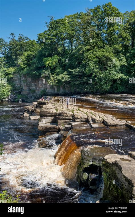 River swale yorkshire hi-res stock photography and images - Alamy