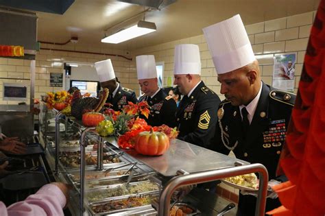 Fort dining facilities celebrate Thanksgiving | Article | The United States Army