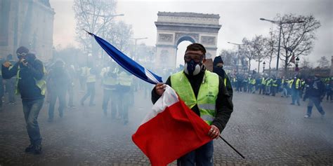 Paris Protests Flame On - WSJ