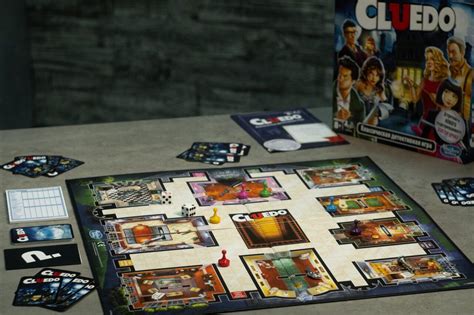 Cluedo (Clue) the Board Game - History and Playing Guide • Board Games Lair