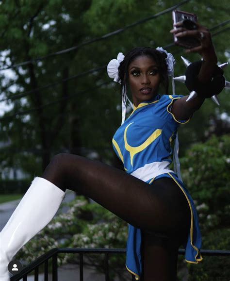 Pin by Jaedyn Roberson on Character Ideas | Chun li cosplay, Black cosplayers, Chun li costume