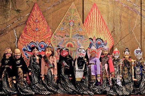 indonesian culture: The Other Traditional Art of Sunda