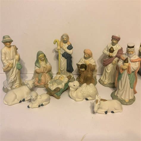 Vintage House of Lloyd Christmas Around the World Nativity | Vintage house, Vintage holiday ...