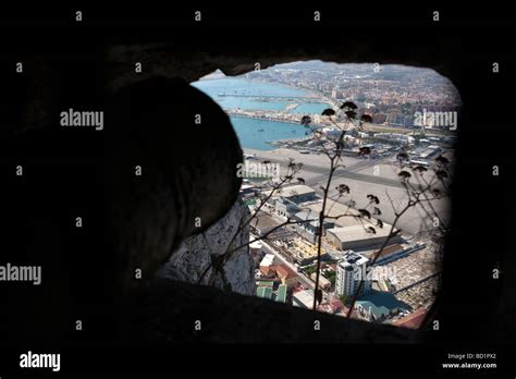 Rock Of Gibraltar Tunnel Stock Photos & Rock Of Gibraltar Tunnel Stock Images - Alamy