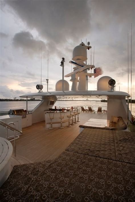 Yacht CASINO ROYALE, Christensen | CHARTERWORLD Luxury Superyacht Charters